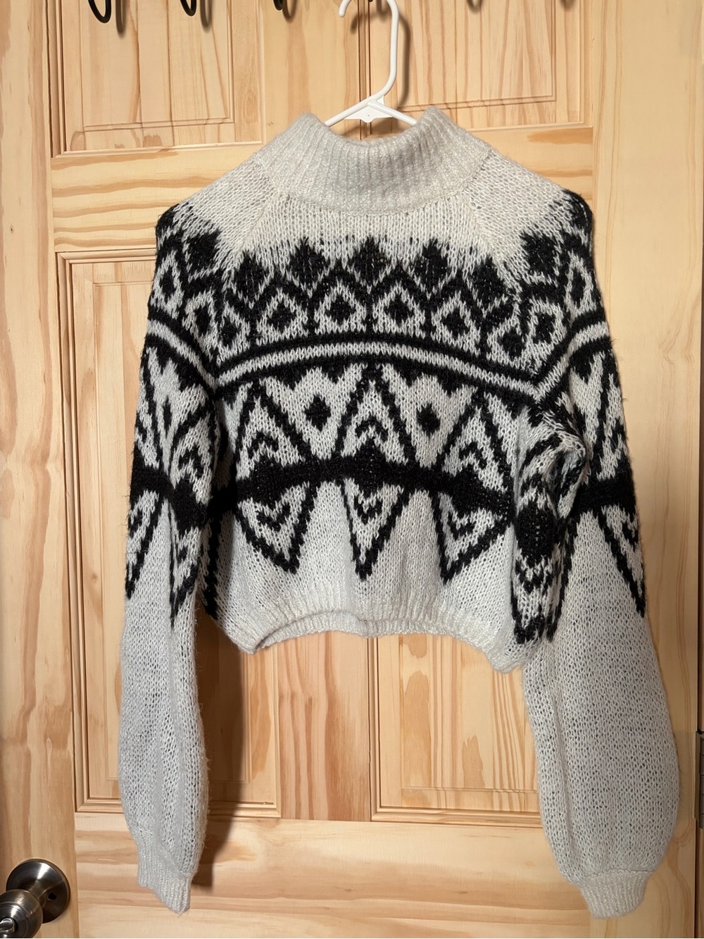 Hollister Black & White Fair Isle Turtleneck Sweater